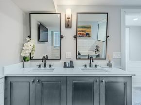 53 Old Neck Road S, Center Moriches NY 11934