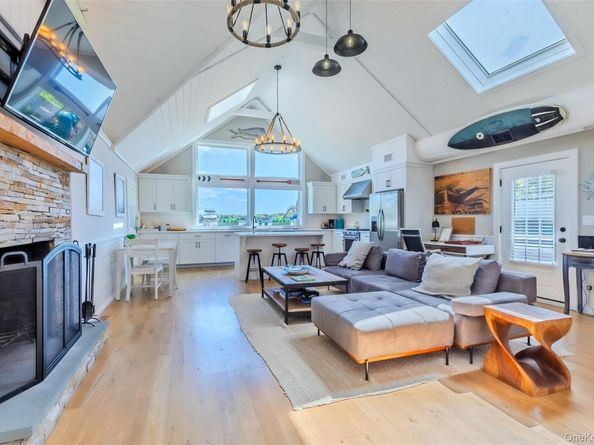 53 Old Neck Road S, Center Moriches NY 11934