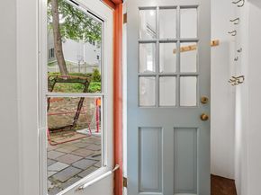 20 Sarles Lane, Pleasantville NY 10570