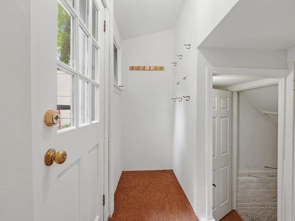 20 Sarles Lane, Pleasantville NY 10570