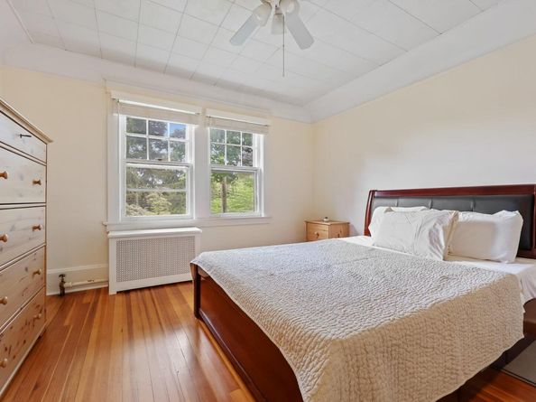 20 Sarles Lane, Pleasantville NY 10570