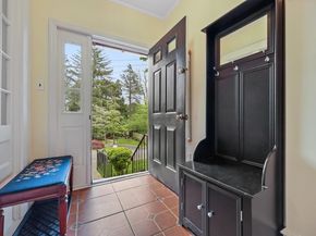 20 Sarles Lane, Pleasantville NY 10570