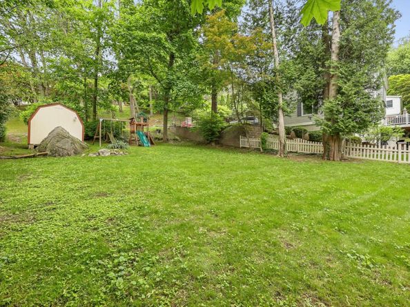 20 Sarles Lane, Pleasantville NY 10570