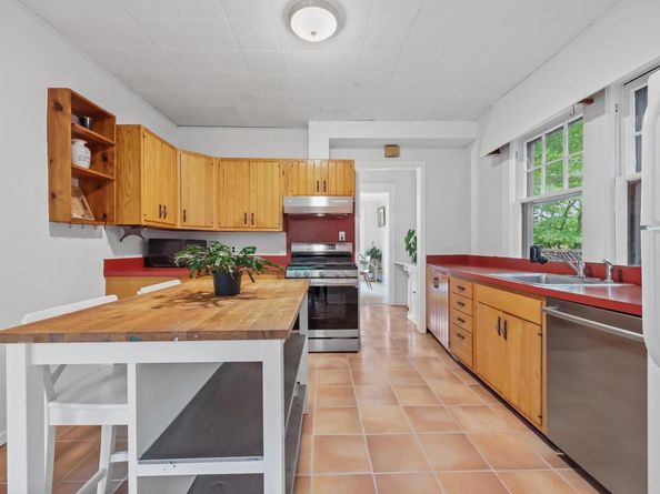 20 Sarles Lane, Pleasantville NY 10570