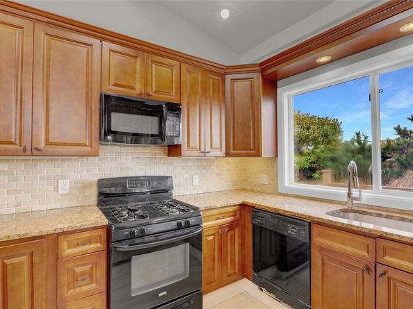 981 Oceanfront, Long Beach NY 11561
