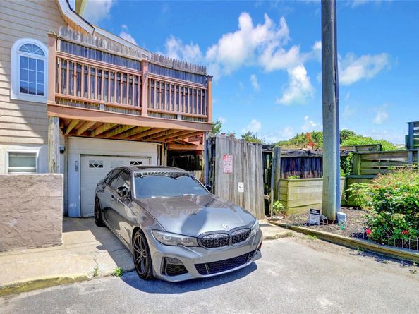 981 Oceanfront, Long Beach NY 11561