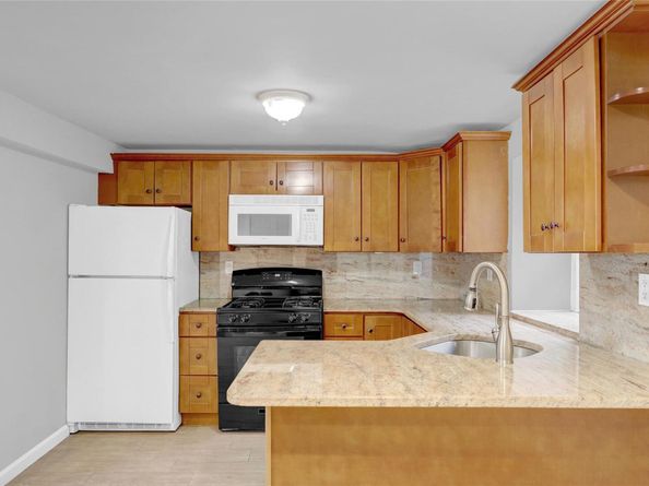 981 Oceanfront, Long Beach NY 11561