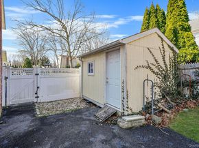 1 Pine Road, Rocky Point NY 11778