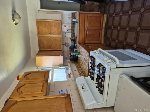 3238 Tenbroeck Avenue, Bronx NY 10469