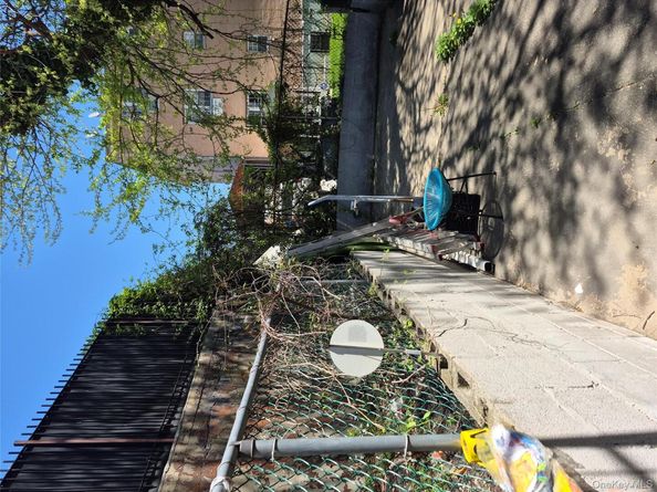 3238 Tenbroeck Avenue, Bronx NY 10469