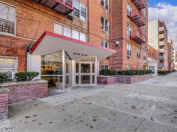 6535 Broadway 5C, Bronx NY 10471