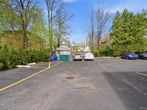 25 Trinity Place 2k, New Rochelle NY 10805