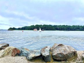 25 Trinity Place 2k, New Rochelle NY 10805