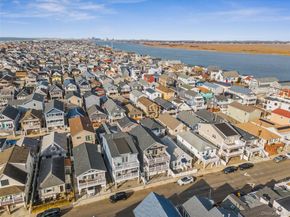 87 Arizona Avenue, Long Beach NY 11561