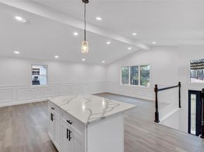 567 Puritan Drive, Shirley NY 11967