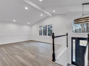 567 Puritan Drive, Shirley NY 11967