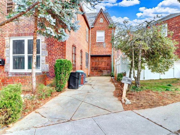 6743 Selfridge Street, Forest Hills NY 11375