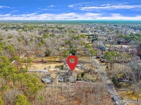 43 Madeline Road, Ridge NY 11961