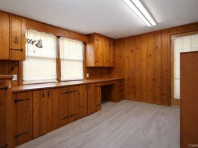 24 McKinley Avenue, White Plains NY 10606