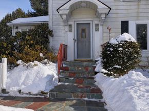 24 McKinley Avenue, White Plains NY 10606