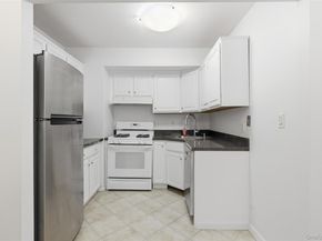 55 Monroe Boulevard 2L, Long Beach NY 11561