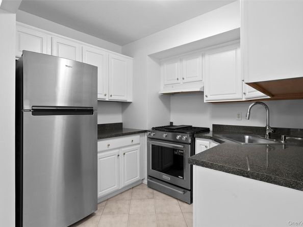 55 Monroe Boulevard 2L, Long Beach NY 11561