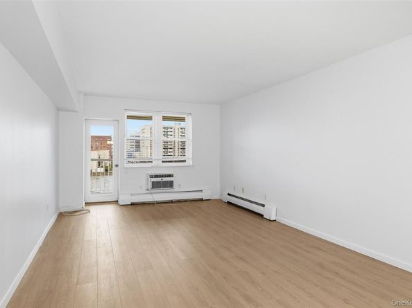 55 Monroe Boulevard 2L, Long Beach NY 11561