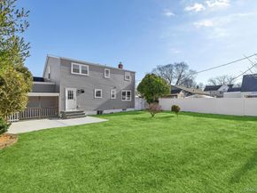 36 Cinque Drive, Farmingdale NY 11735