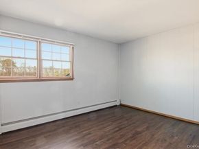 111 Schneider Lane, Hauppauge NY 11788