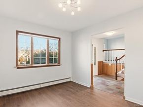 111 Schneider Lane, Hauppauge NY 11788