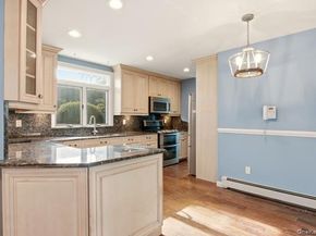 111 Schneider Lane, Hauppauge NY 11788