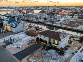 230 Sequams Lane Center, West Islip NY 11795