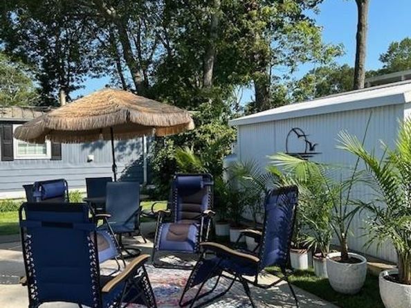 1661 Old Country Road 195, Riverhead NY 11901