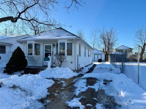 3 Sperry Street W, East Rockaway NY 11518