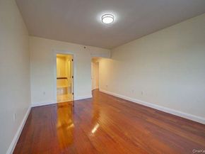 143-41 84 Drive 8B, Briarwood NY 11435