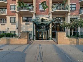 143-41 84 Drive 8B, Briarwood NY 11435