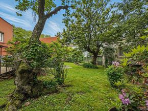 2117 Hazen Street, East Elmhurst NY 11370