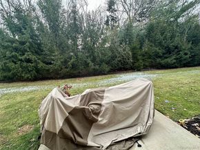 121 Wildwood Circle, Holtsville NY 11742