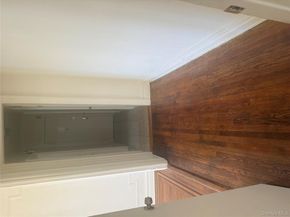 724 E 216 Street 2C, Bronx NY 10467