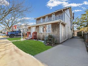 130 Gordon Place, Freeport NY 11520