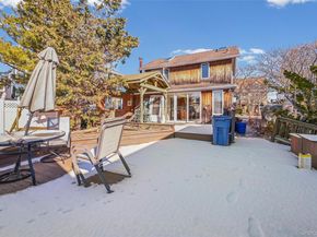 130 Gordon Place, Freeport NY 11520