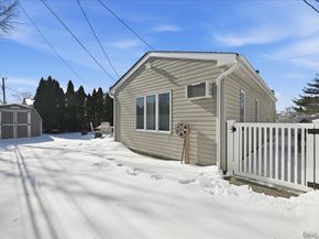 29 Disc Lane, Wantagh NY 11793