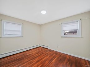 260 Yale Street, Hempstead NY 11550