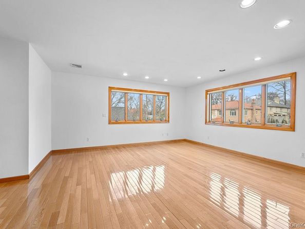 64-16 211 Street, Bayside NY 11364