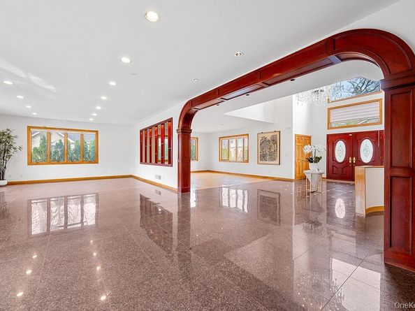 64-16 211 Street, Bayside NY 11364