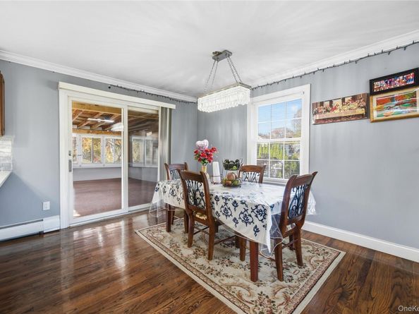 262 N Dunton Avenue, East Patchogue NY 11772