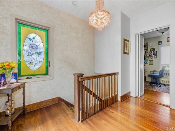 1053 Quentin Place, Woodmere NY 11598