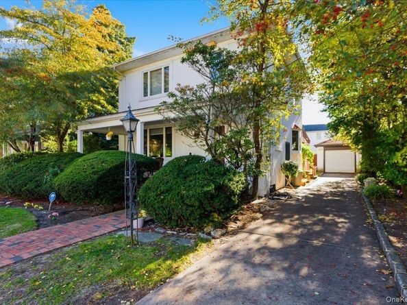 1053 Quentin Place, Woodmere NY 11598