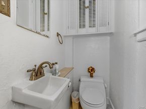 1053 Quentin Place, Woodmere NY 11598