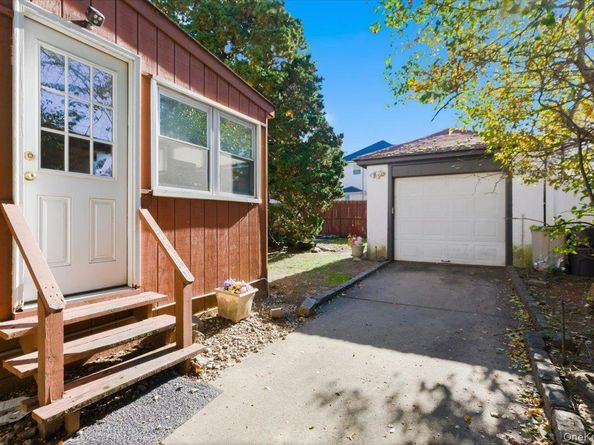 1053 Quentin Place, Woodmere NY 11598